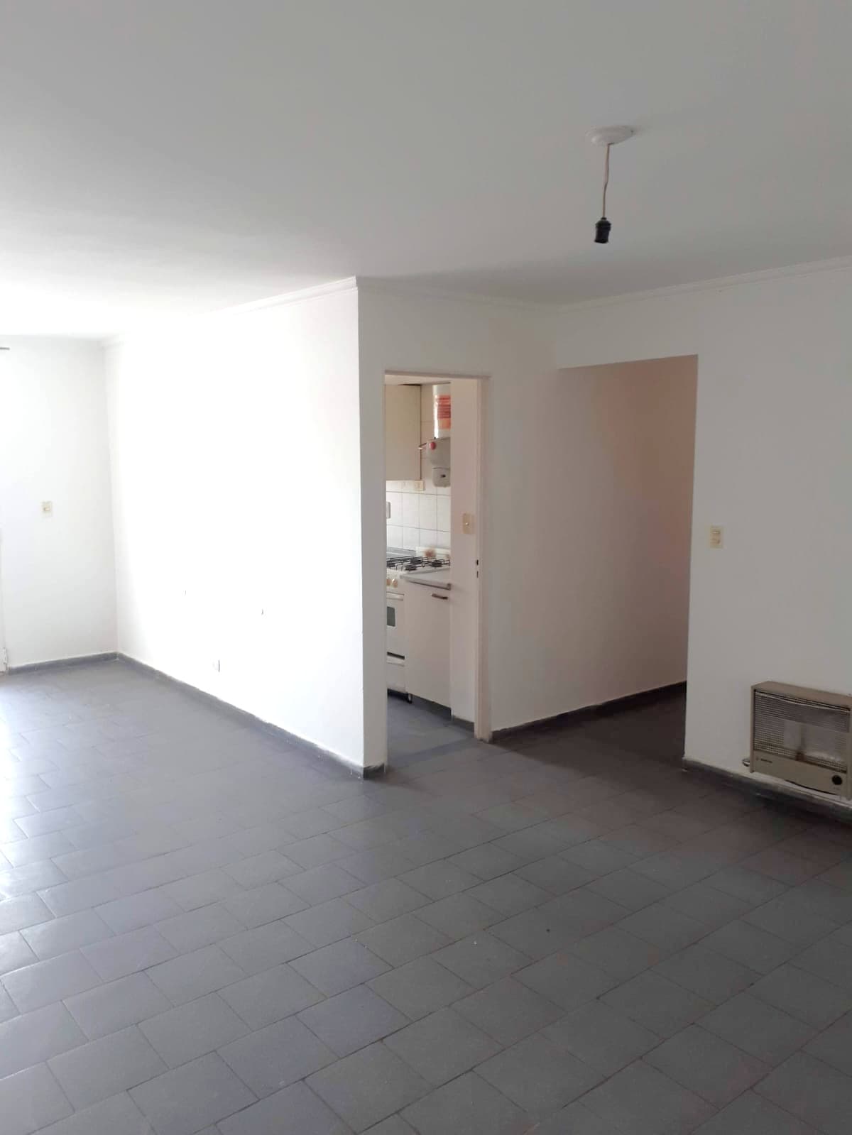 Ver foto 4 de Departamento Dos dormitorios-Cochera- Pueyrredon 675- Piso 11 c/Balcon