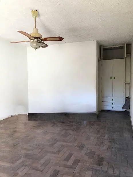 Barrio Las Palmas ,inmueble con gran potencial (CASA+LOCAL) - foto 9