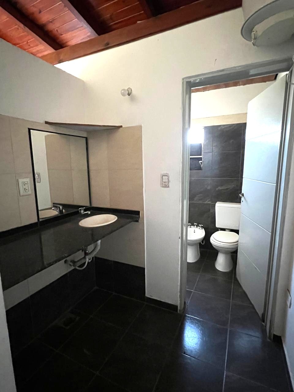 Departamento un dormitorio -gas a garrafa -Villa Union a metros de la Colectora ( igreso a Predio deportivo) - foto 4