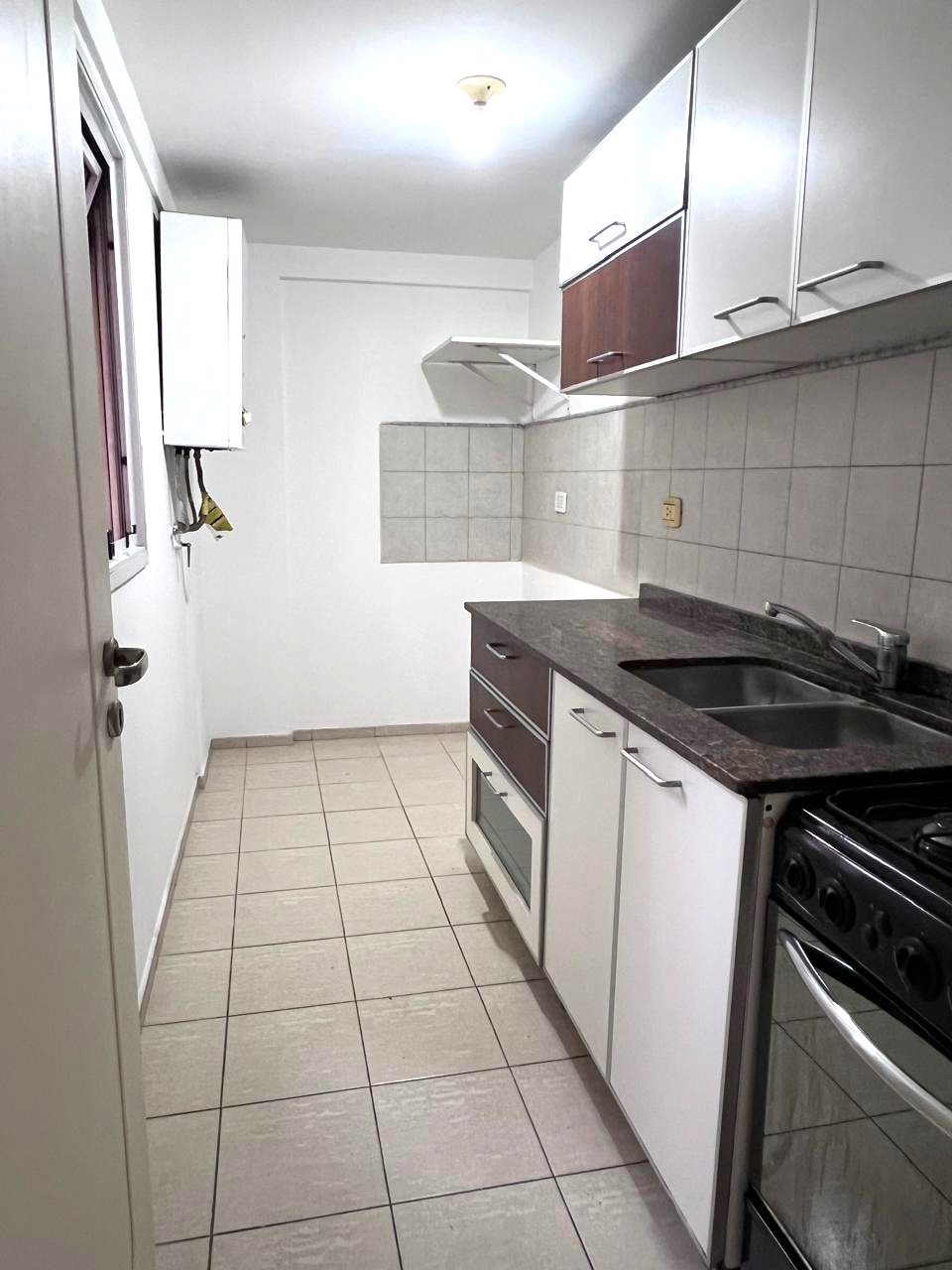 ¡VIVÍ EN EL CORAZÓN DE NUEVA CÓRDOBA CON AJUSTE SEMESTRAL!!! Un dormitorio c/ balcon - foto 5
