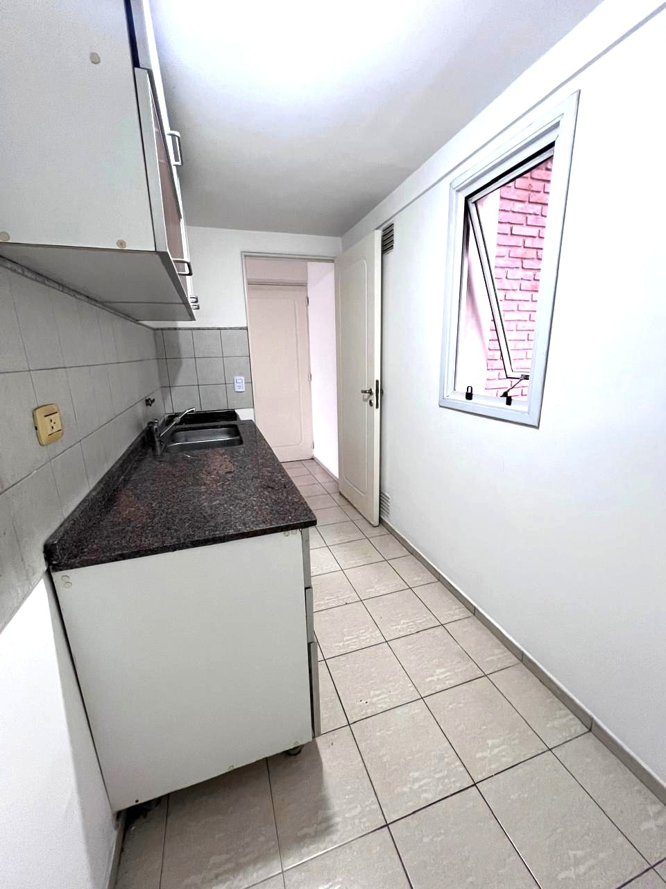 ¡VIVÍ EN EL CORAZÓN DE NUEVA CÓRDOBA CON AJUSTE SEMESTRAL!!! Un dormitorio c/ balcon - foto 6