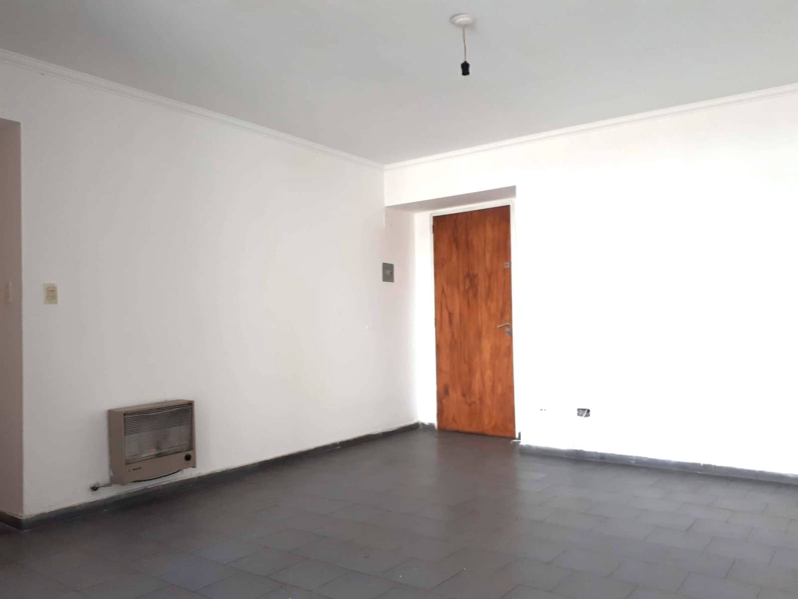 Departamento Dos dormitorios-Cochera- Pueyrredon 675- Piso 11 c/Balcon - foto 3